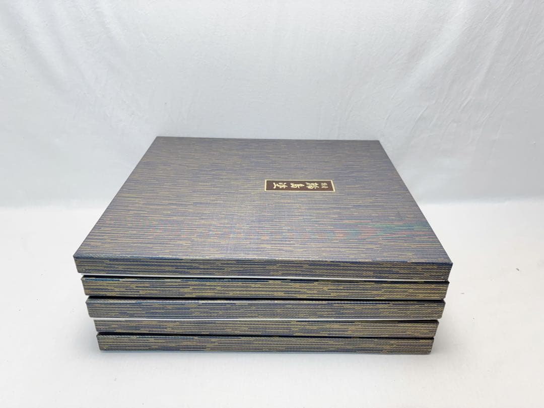 未使用 懐石道具 輪島塗 木製黒真塗 内縁朱塗 半月膳 5客揃 会席膳 共箱