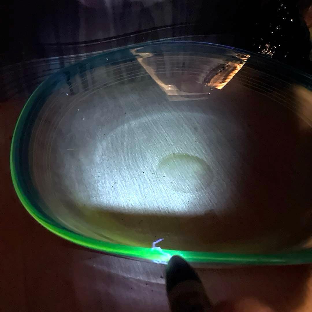 骨董 レトロガラス 四角型 濃水色フチ 線巻 糸巻 菓子鉢 花器 ウランガラス