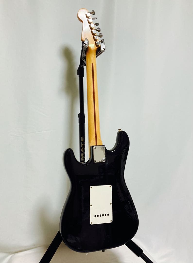 新品弦張替済】Squier ストラトキャスター 付属品セット - メルカリ