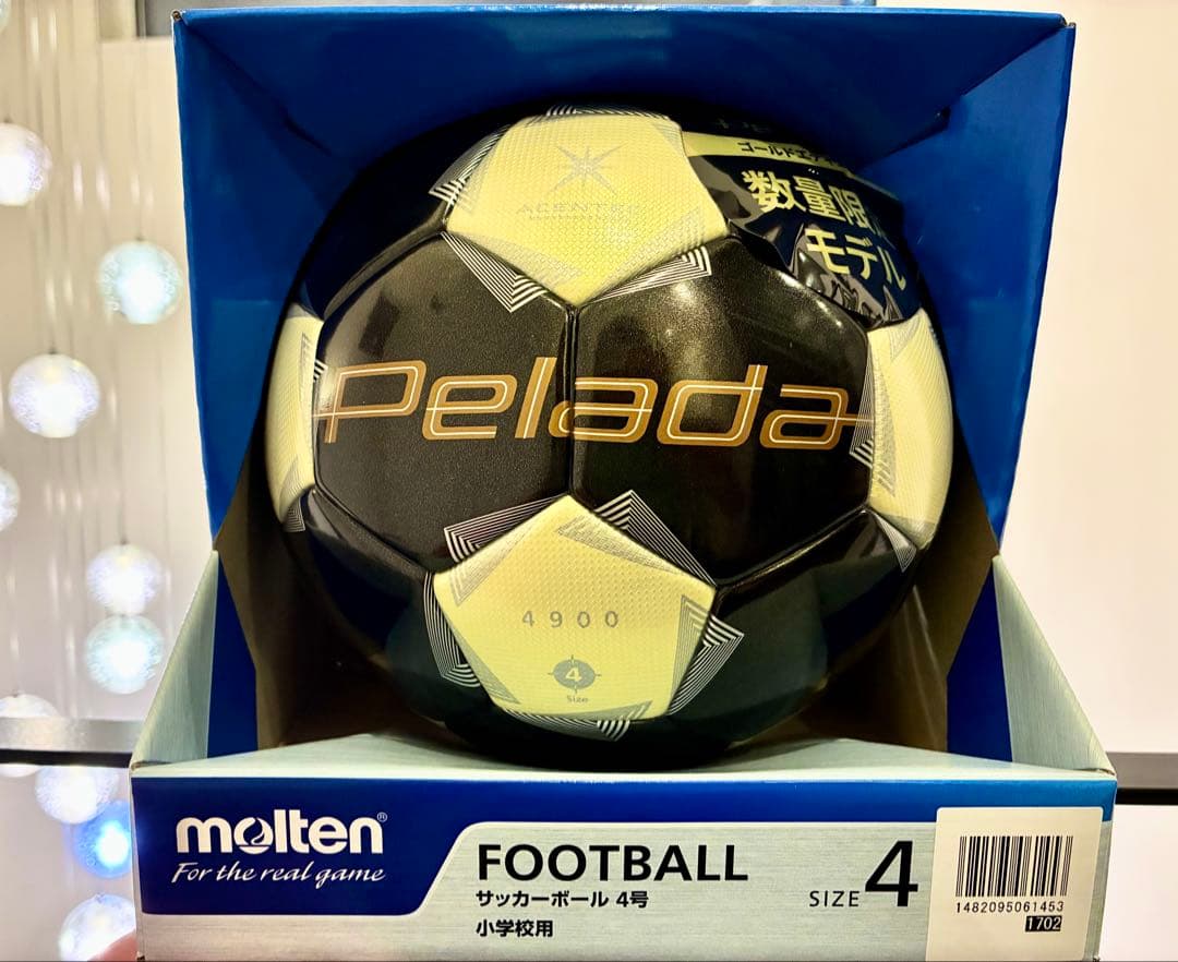 新品未使用molten4号球ペレーダ4900サッカーボール molten モルテン ペレーダ4900土グラウンド用 4号球(ブラック×ゴールド