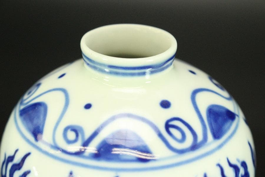 中国美術 龍模様 花瓶 高13.8cm(ZE523)