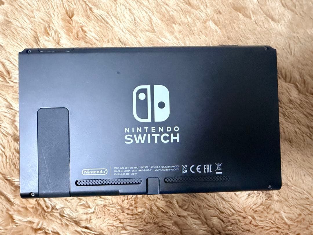 Nintendo Switch 本体 【箱無し、コントローラストラップ無し】