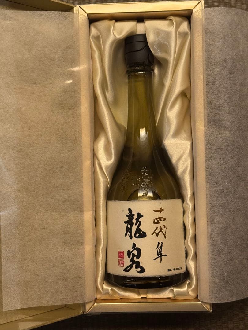 す*郎様 十四代 龍泉 720ml Amazon.co.jp: 十四代 純米大吟醸 龍泉 大極上諸白 日本酒 720ml 2024