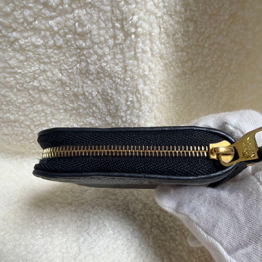 ルイヴィトン　ケース