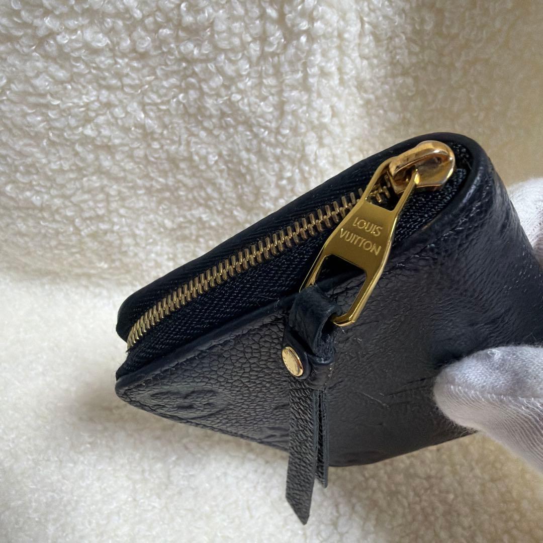 ルイヴィトン　ケース