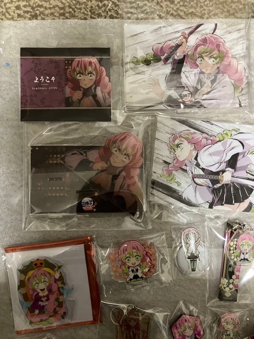 鬼滅の刃 甘露寺蜜璃 アクリルスタンド他合計31点セット