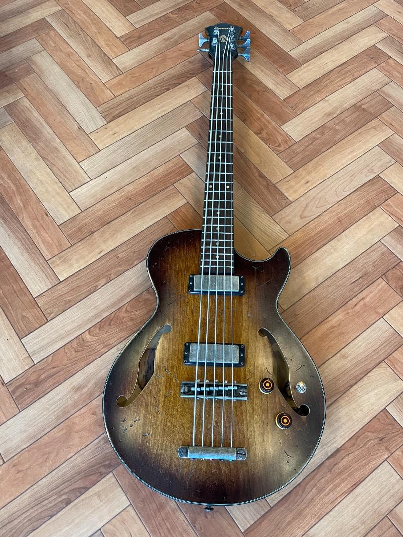 Ibanez セミアコ5弦ベース