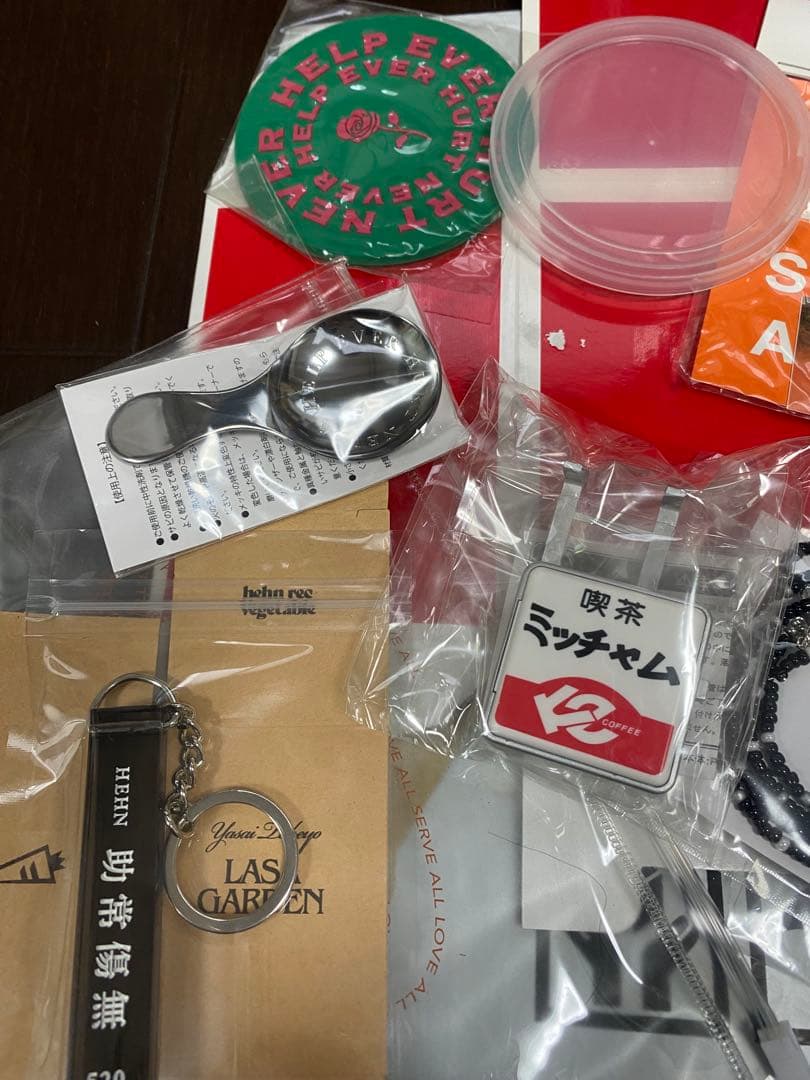 藤井風 ミッチャム缶 グッズなど 藤井風 ミッチャム缶 開封済み グッズ