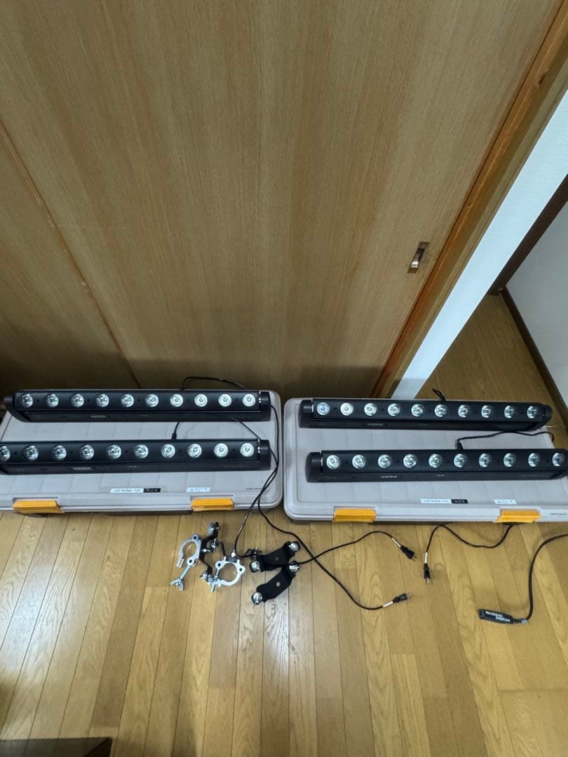 NiTEC ROLLBAR T10 LEDウォッシャー/ビームエフェクト 4台