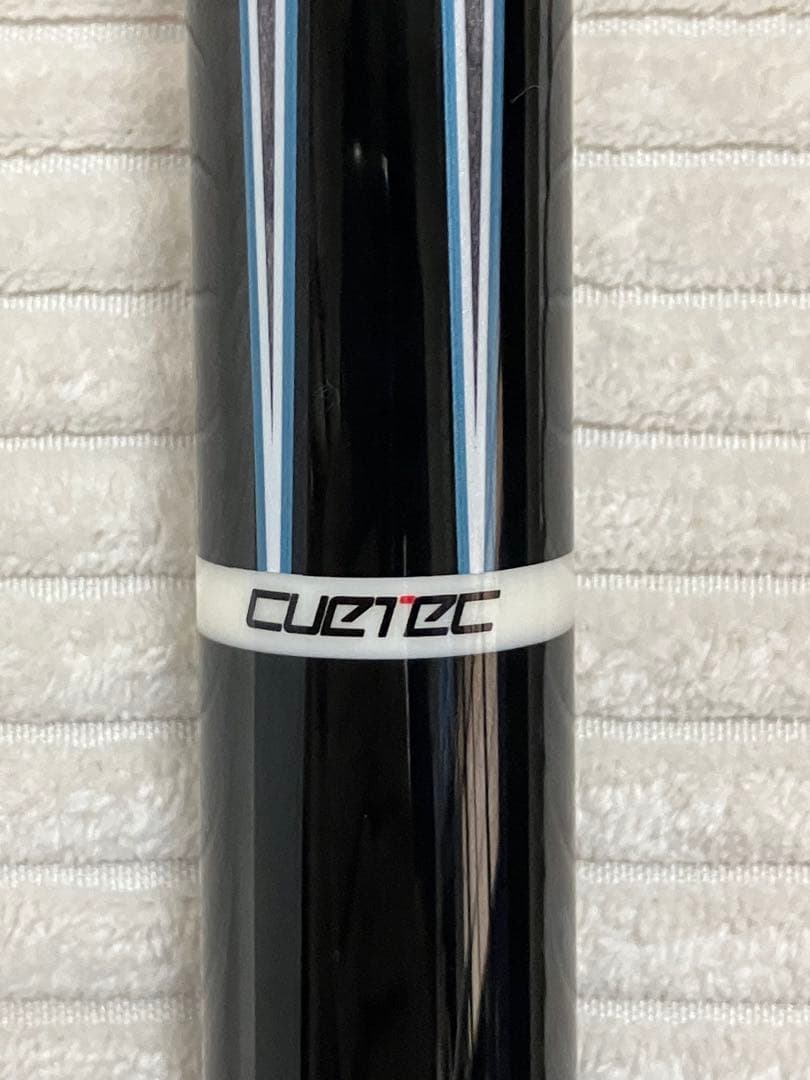 ビリヤードキューAVID Chroma 12.75 限定モデル