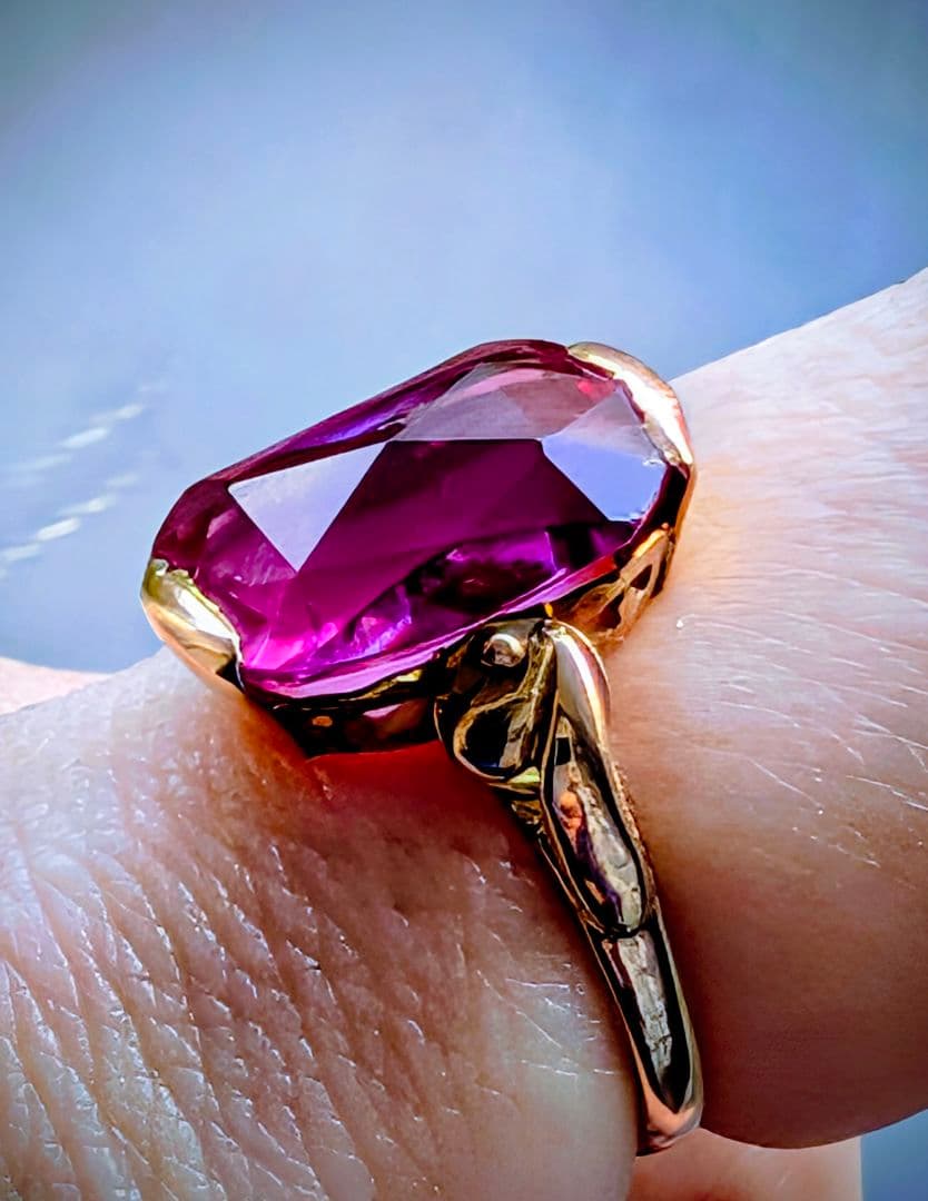 け*い様 レアカット✨️K18 昭和ヴィンテージ 合成サファイアリング 10号