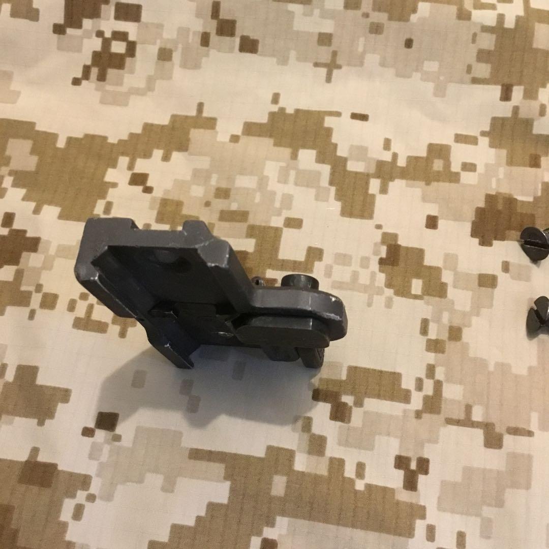 実物中古A.R.M.S−17 TRI−LOCK旧型　アームズ　マウント