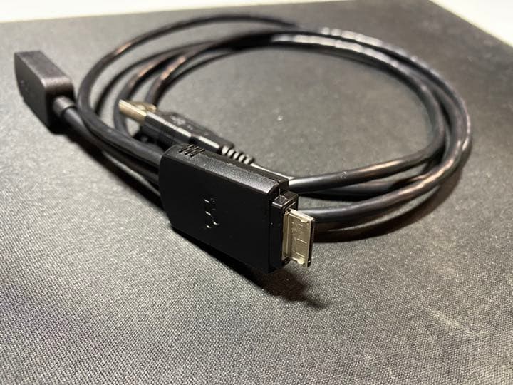 サウンドサスペンション ウォークマン用USB AUDIO&充電可能なケーブル