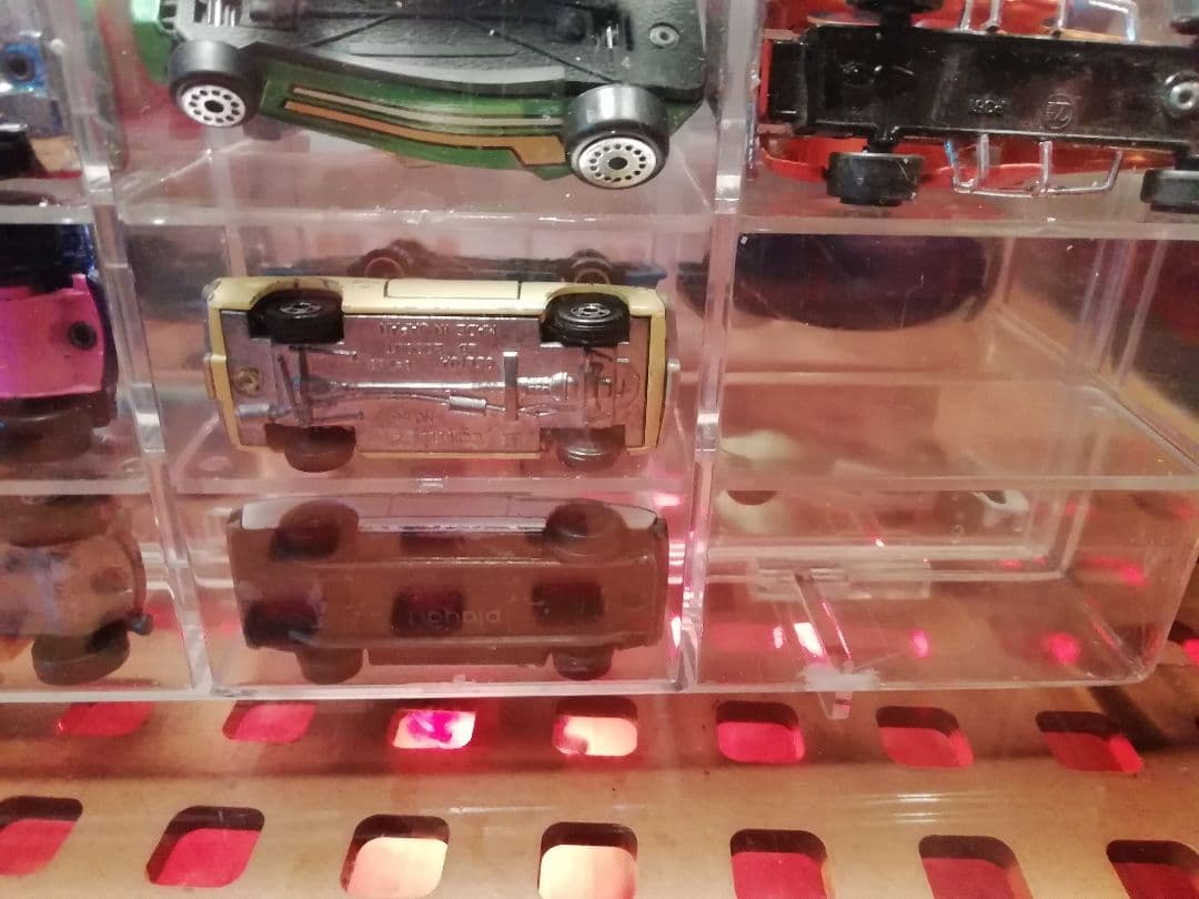 TOMICA トミカ マッチボックス Match BOXなど　アクリルケース付