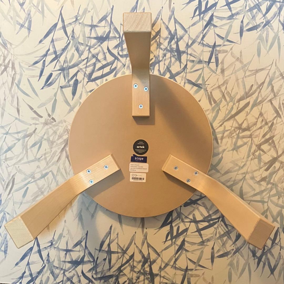 限定値下げ 廃番色 特注 アルテック / スツール 60 リノリウム パウダー