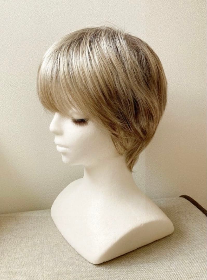 ひとみ　マリブ　ショート　ブロンドグラデーションカラー