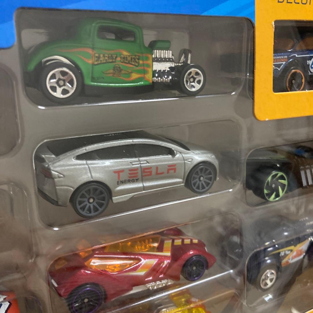 【即購入ok!!】HOT WHEELS 10 1968 ギフトパック 新品未開封