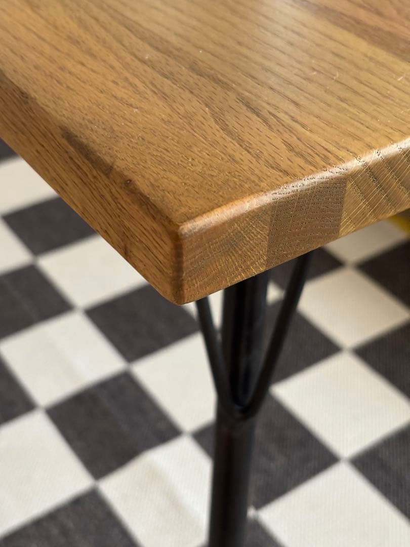 ACME Furniture アクメファニチャー ダイニングテーブル