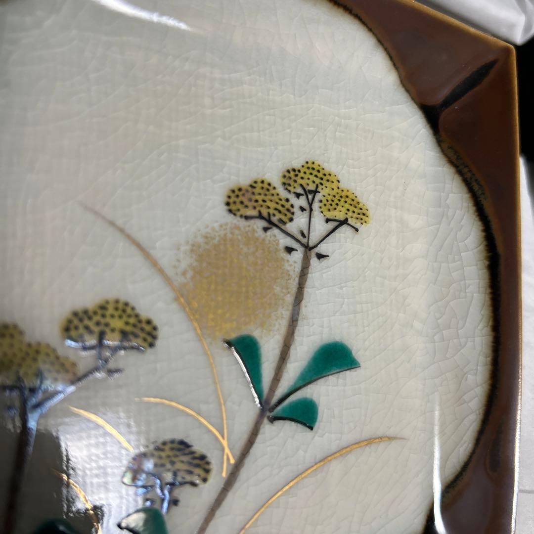 未使用 九谷焼 峰泉造 染付 色絵金彩 絵変わり季節花 四角皿 銘々皿