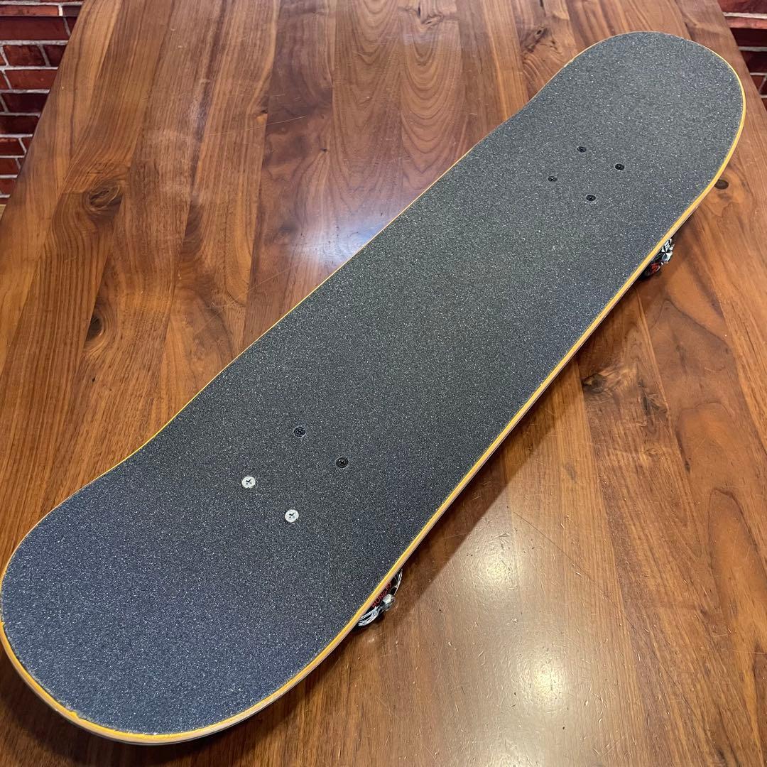 スケートボード　コンプリート　スケボー　8インチ サンダートラック　ホッケー