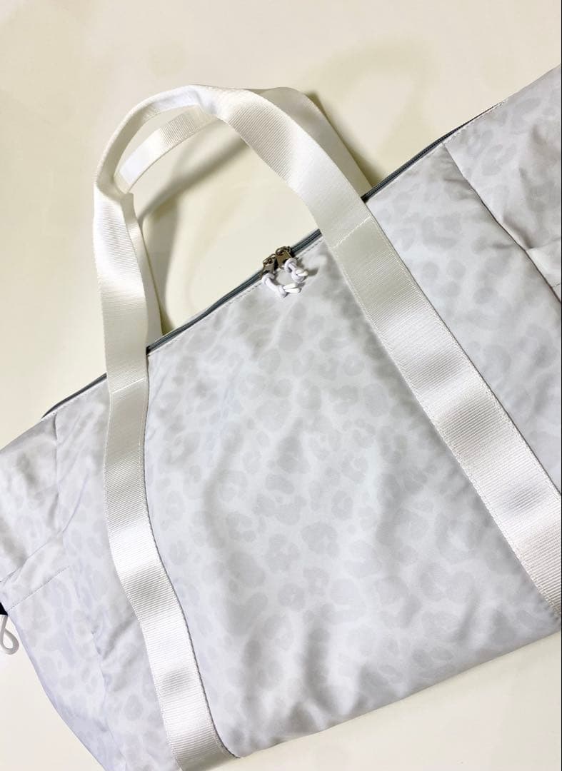 JUN&ROPEジュンアンドロペ　アニマルプリント ボストンバック