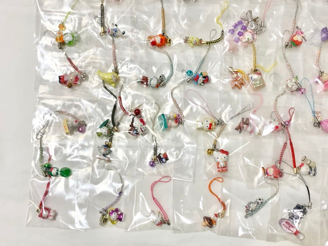 ご当地キティ　キーホルダー　ストラップ　ペン　170個セット　サンリオ