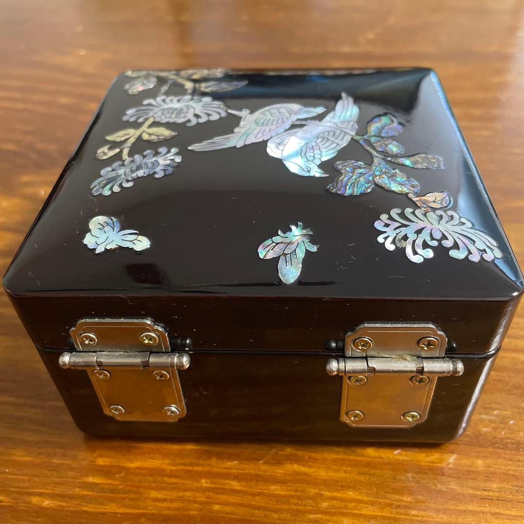 韓国螺鈿細工 花鳥図 小物入れ ジュエリーケース 伝統工芸品 高級 志岡