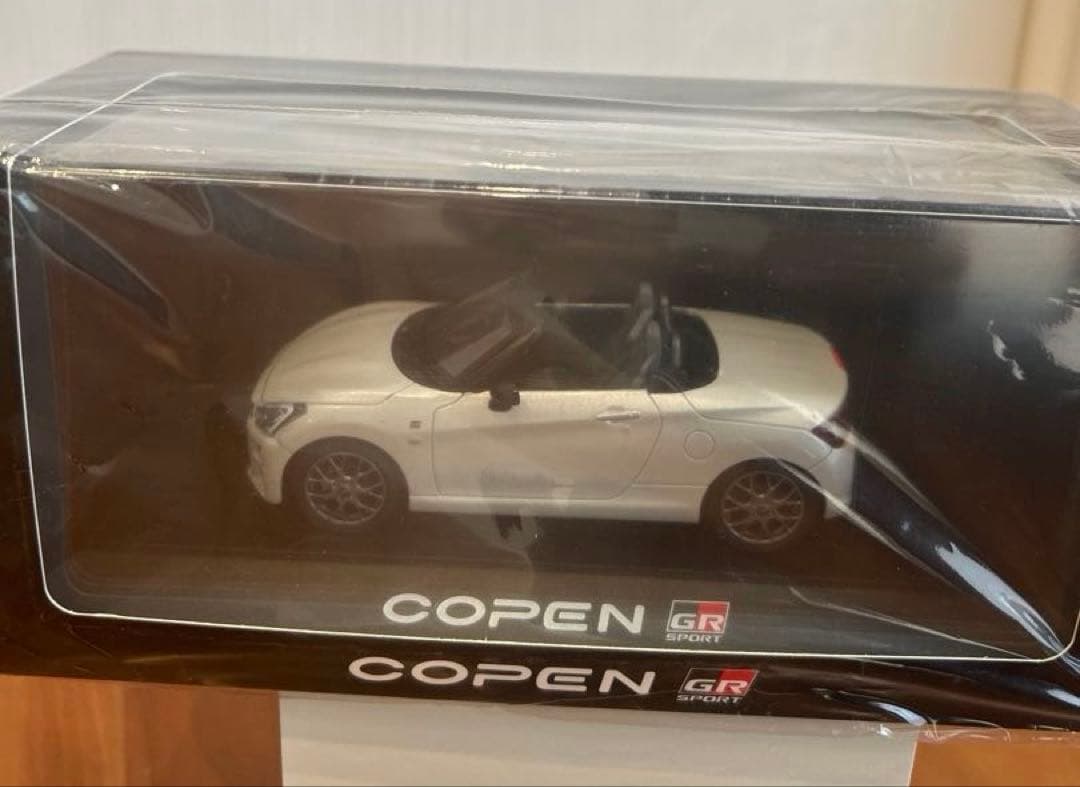 COPEN GR ホワイトオープンカー W24