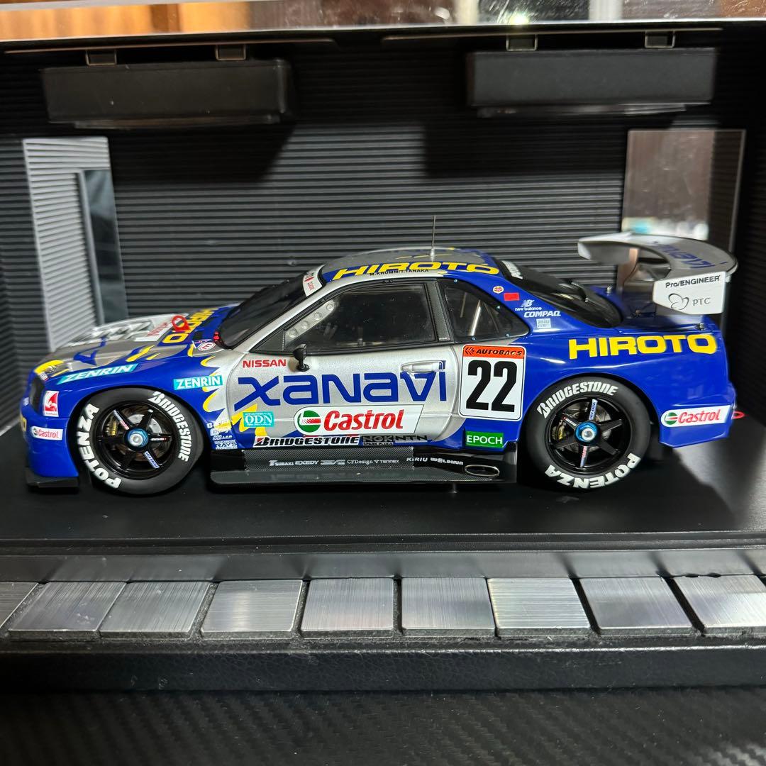 未展示品 オートアート 1/18 XANAVI HIROTO GTR (R34)