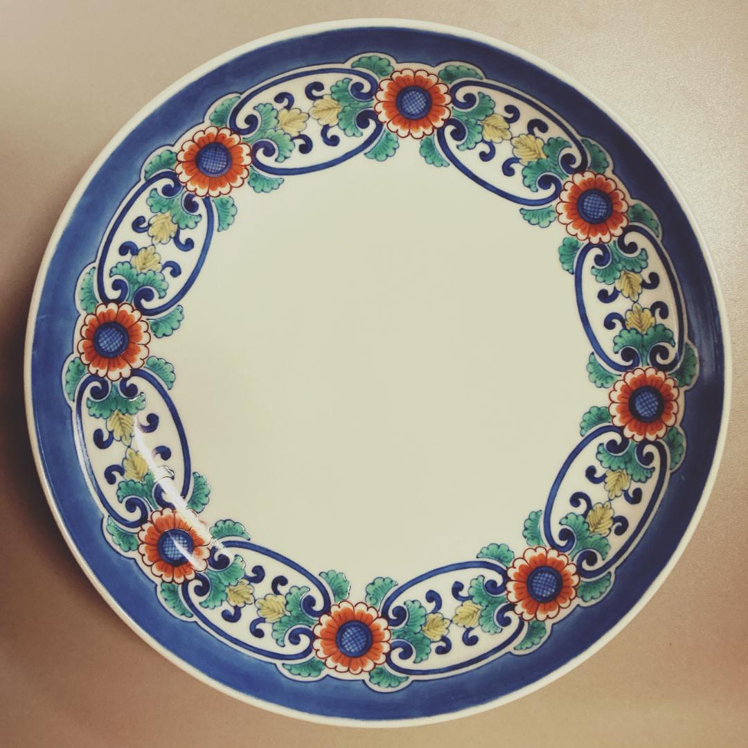 【真作保証】 市川龍仙 色鍋島 色絵唐花文 七寸皿