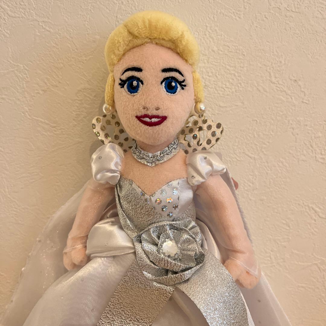 値下げ　ディズニーランド　シンデレラブレーション　シンデレラ　ぬいぐるみ