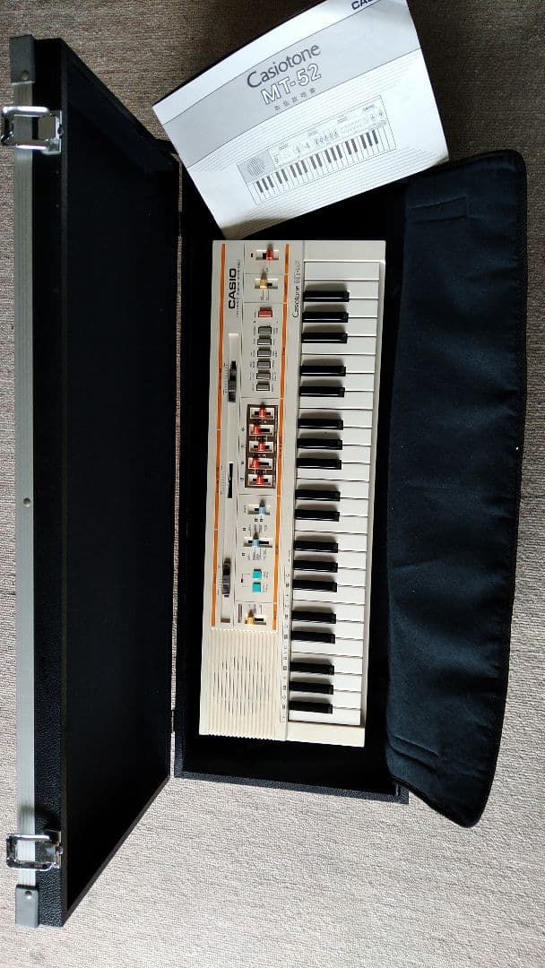 Casio MT-52☆リズムマシン付きビンテージシンセサイザー☆日本製