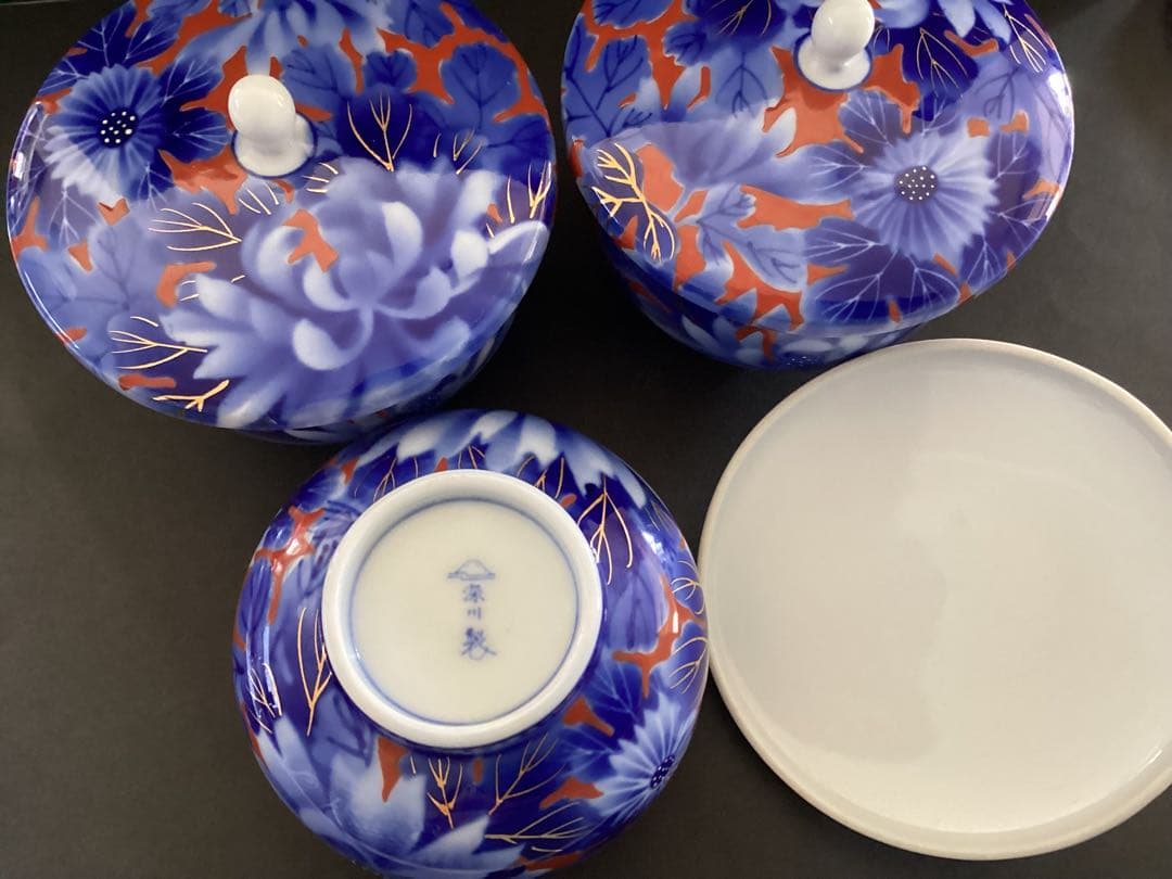 深川製磁 金彩菊外赤紋蓋付き湯呑み3客セット【美品】 - メルカリ