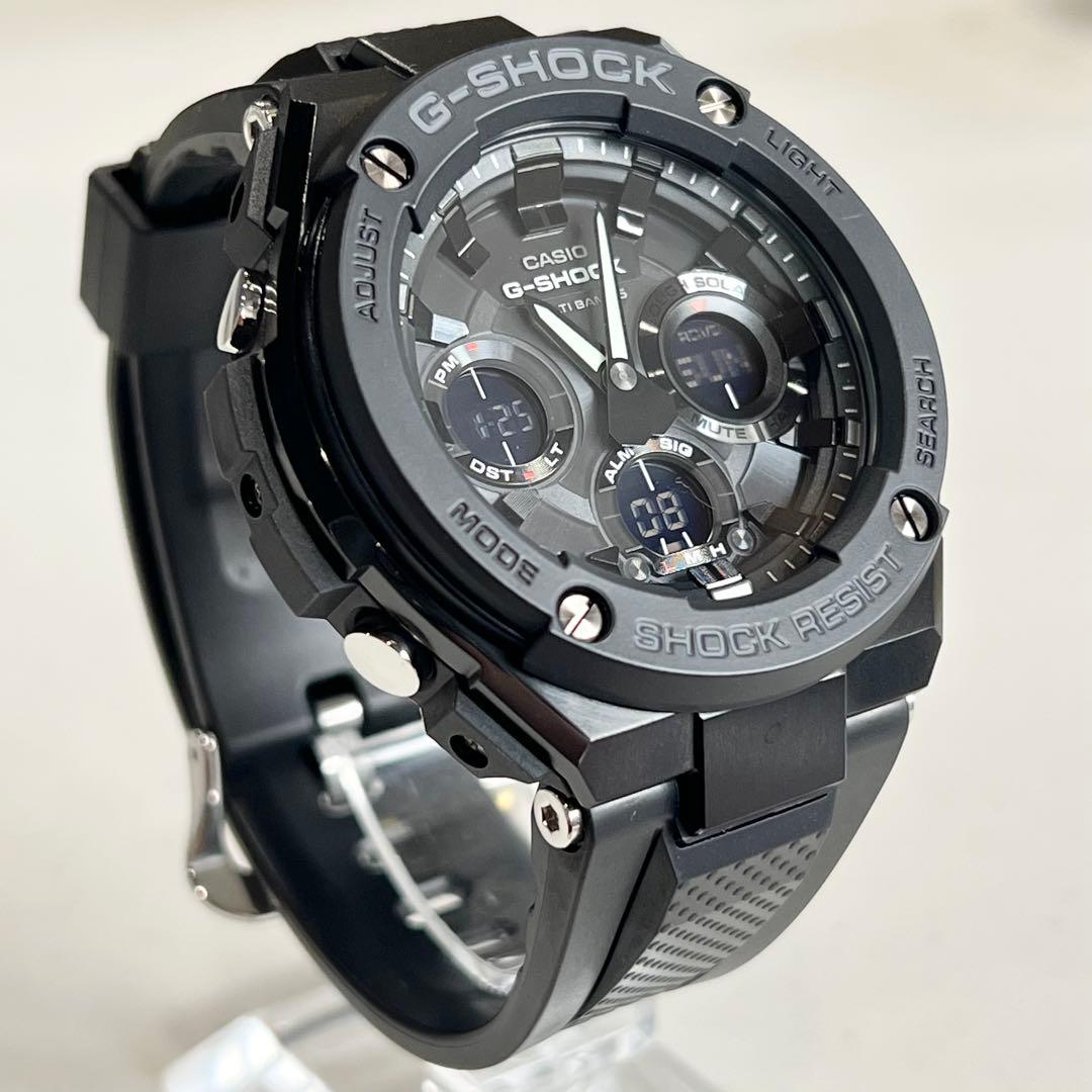 【新品同様】G-SHOCK GST-W100G　電波ソーラー　メンズ　腕時計