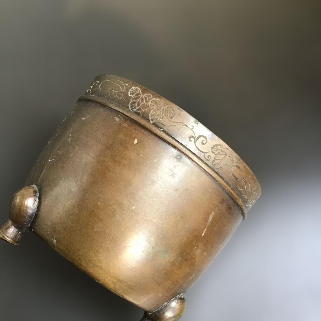 三つ足金属製香炉　江戸中期から後期　古銅　真鍮　建水　砂張