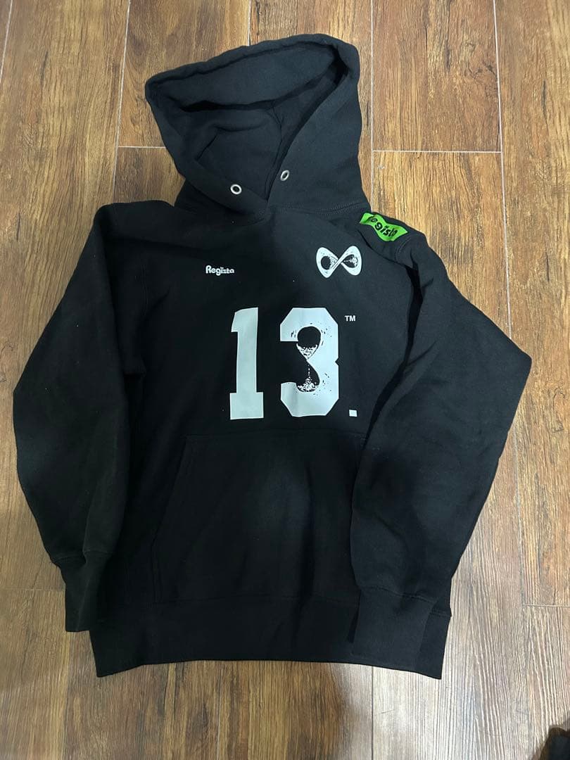 8egreedy パーカー