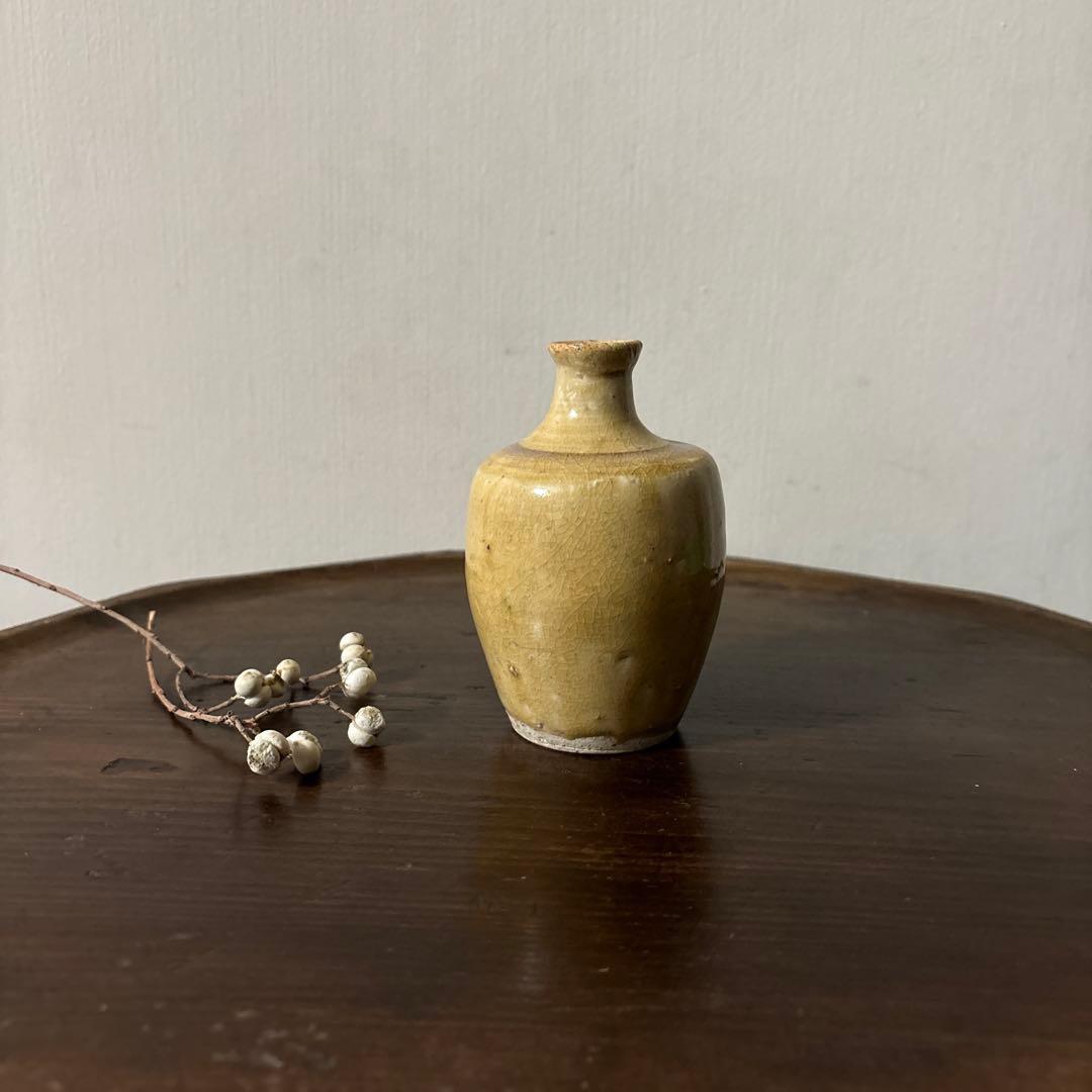 古い瀬戸小徳利　江戸明治　黄瀬戸　美濃　花器　酒器　アンティーク　古道具　検李朝