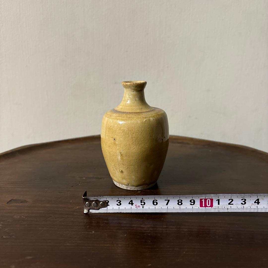 古い瀬戸小徳利　江戸明治　黄瀬戸　美濃　花器　酒器　アンティーク　古道具　検李朝