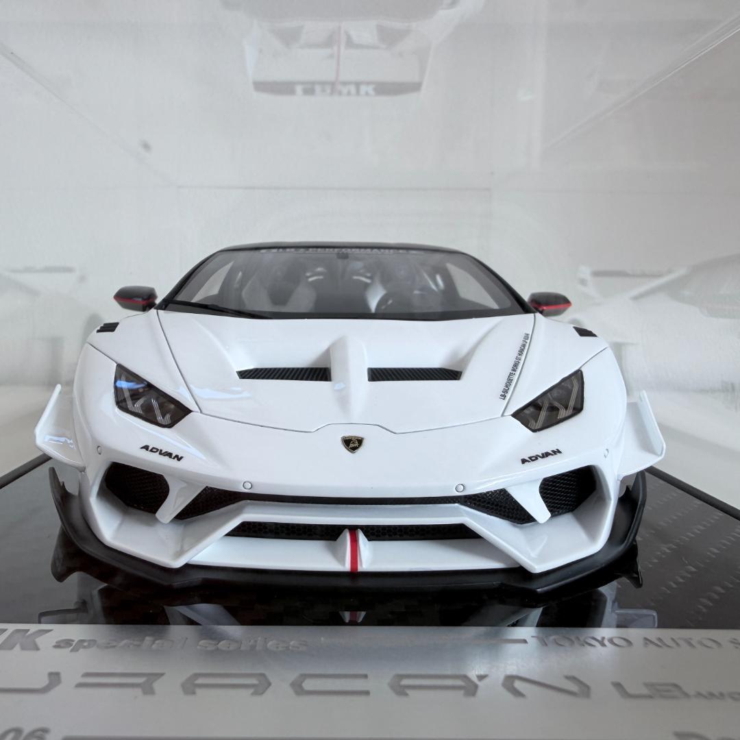 ミニカー LBWK special series HURACAN 1:18