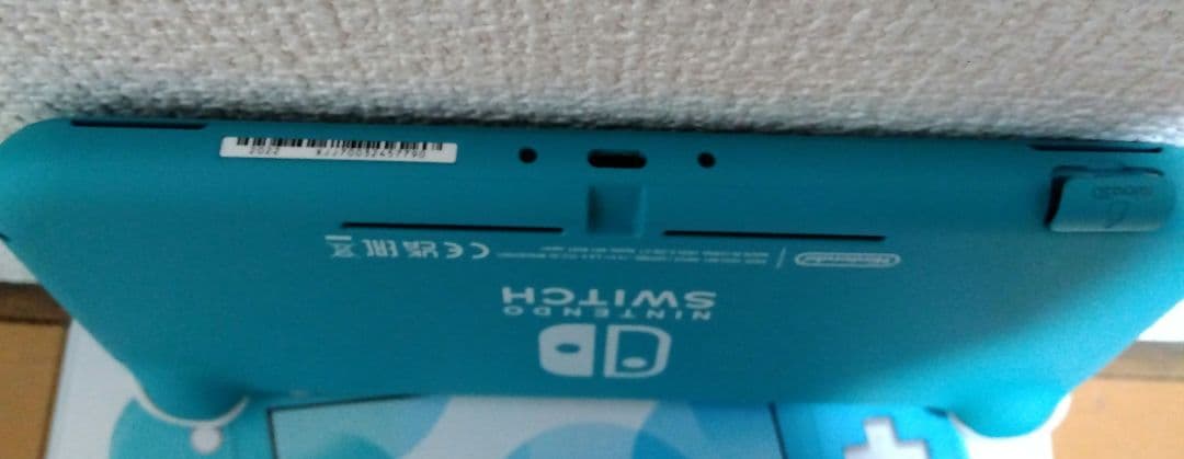 スイッチライト　本体　Nintendo Switchlite ターコイズ