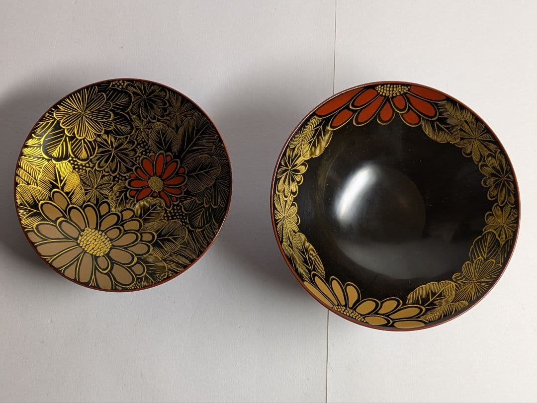 特選、輪島塗、蒔絵金彩細工、沈金菊模様、木製、蓋付椀、吸物椀、10客、保管箱付