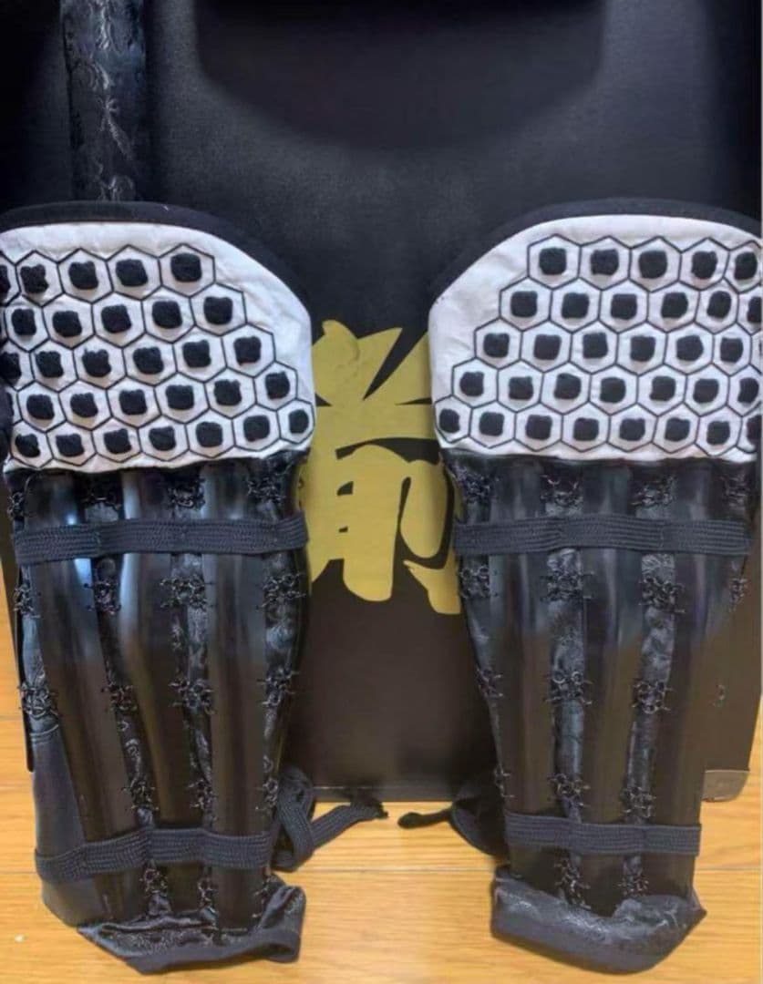 武具　甲冑　等身大　着用可能　兜　鎧