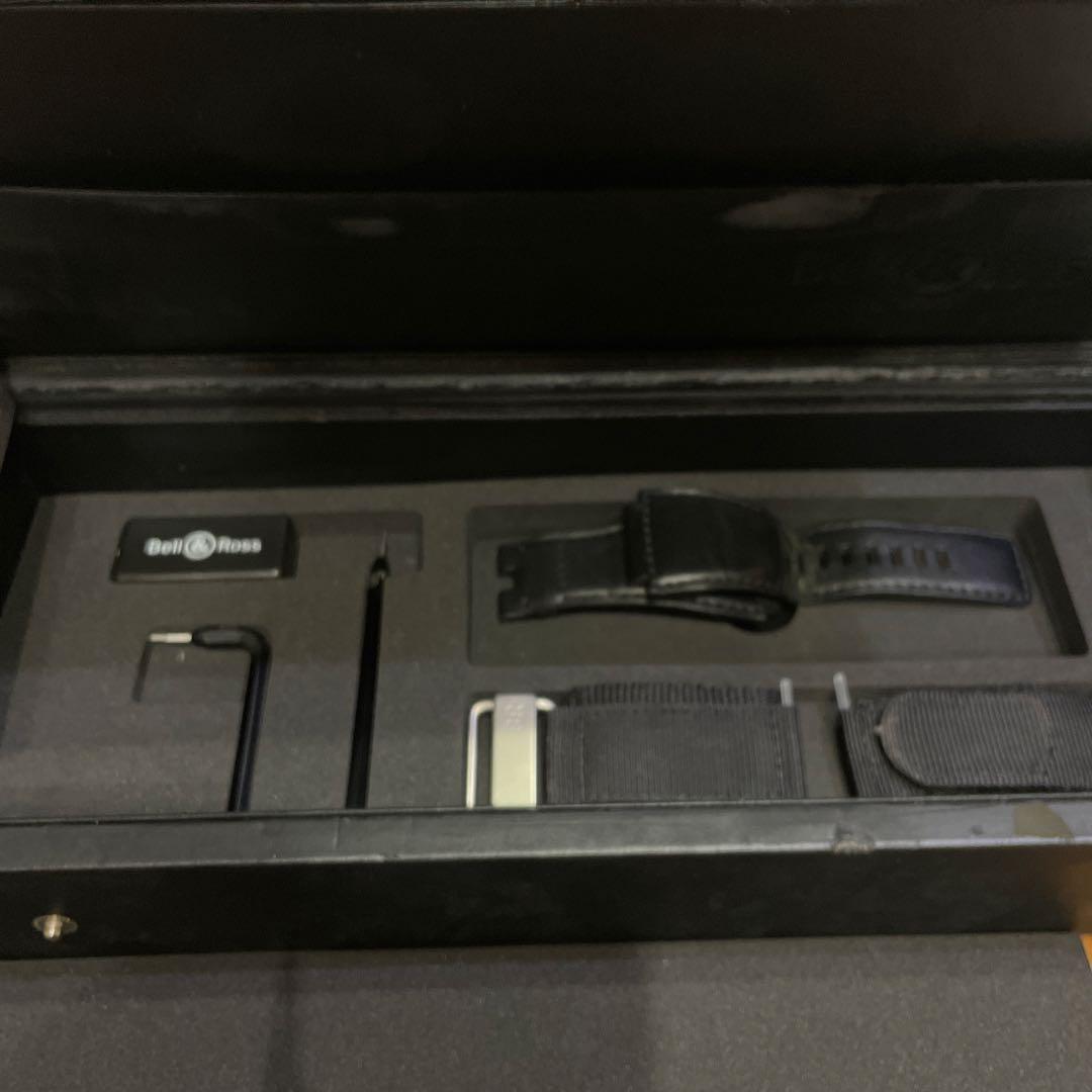 水　廃盤　ベル＆ロス/Bell＆Ross BR-01 ホワイト文字盤