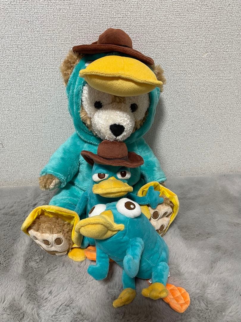 日本未発売Disney Worldダッフィー カモノハシペリー コス