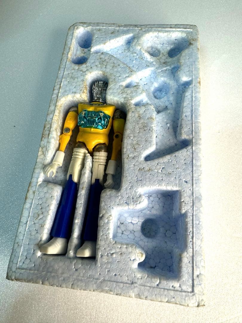 希少ミクロマンタイタン