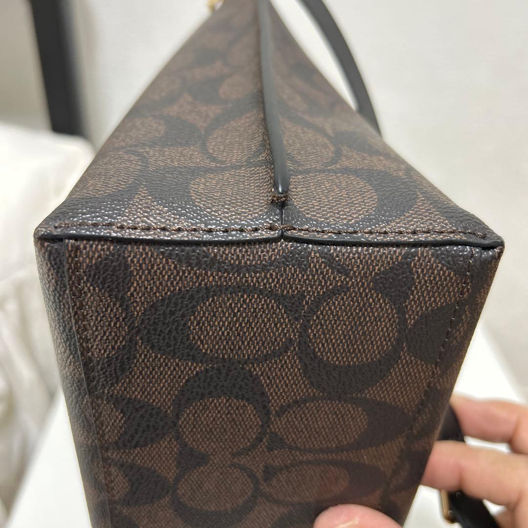 コーチハンドバッグ　Ｃ4250 ダークブラウン2WAYバッグ　ショルダーバッグ