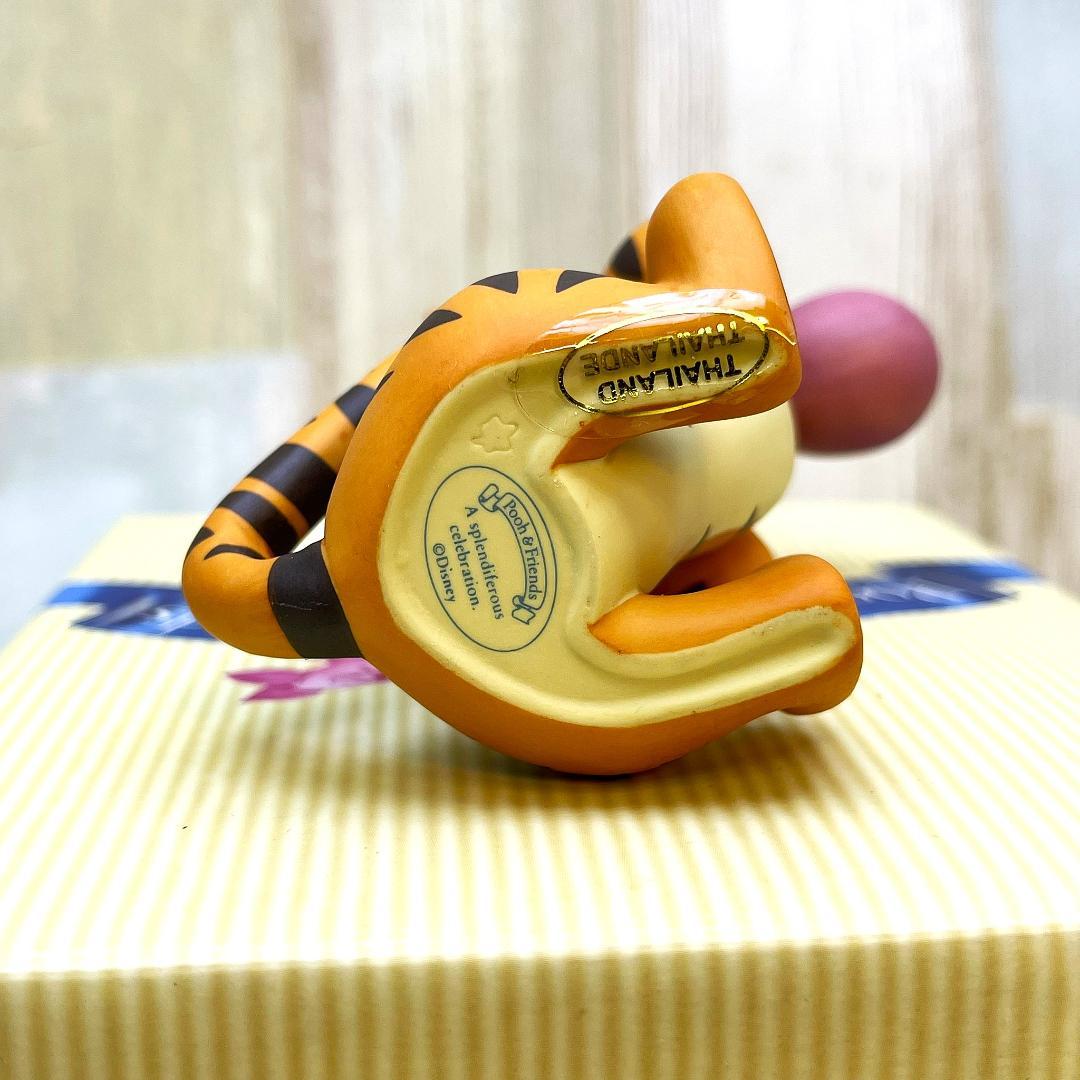 くまのプーさん ティガー 陶器製フィギュア Pooh&Friends パーティー