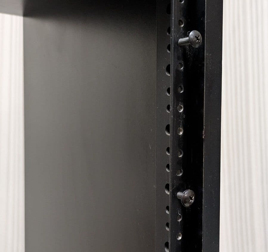 スタジオラック　キャスター付き 16U黒