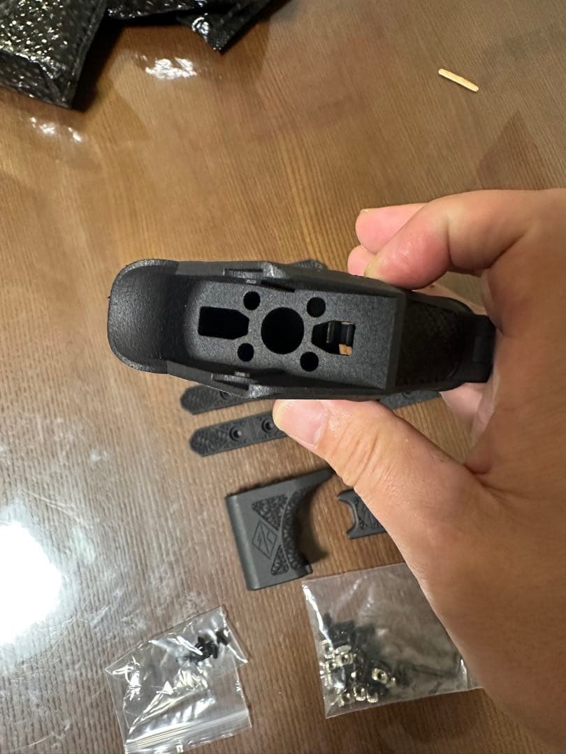 IRREGULAR DEFENSE MHS V2 グリップ(電動ガン用)レプリカ