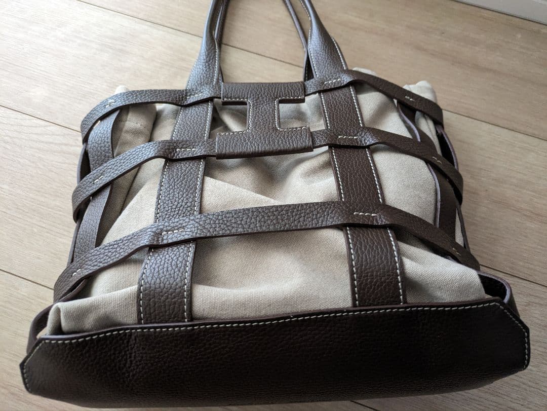 イアクッチ　メッシュ　ハンドバッグ